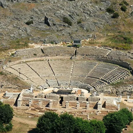 Апартаменты Number 10 Неа-Перамос