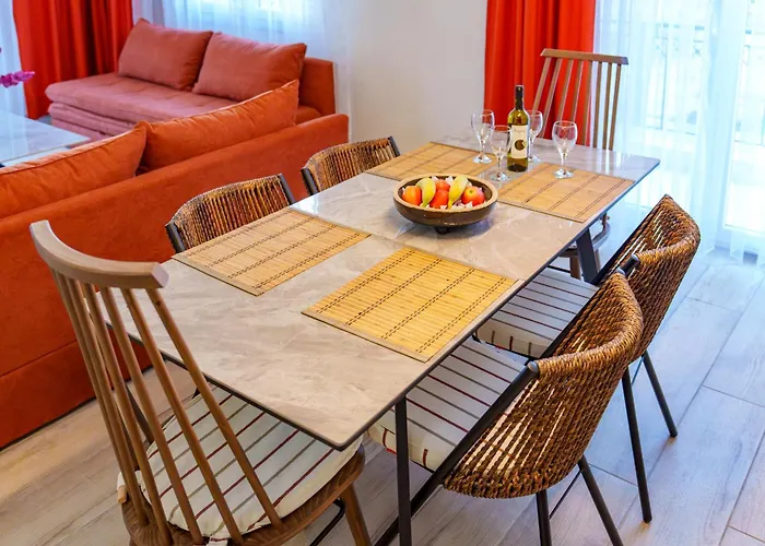 Apartament Number 10 *