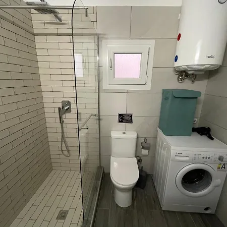 Appartement Number 10 *