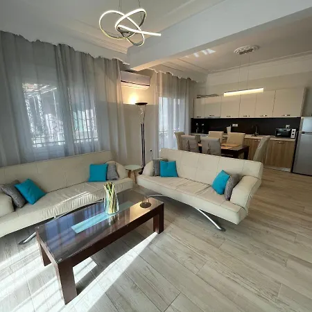 Number 10 Appartement Néa Péramos