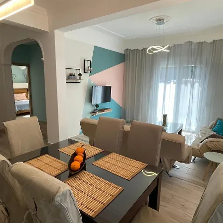 Apartament Number 10 *