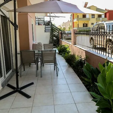 Appartement Number 10 Néa Péramos