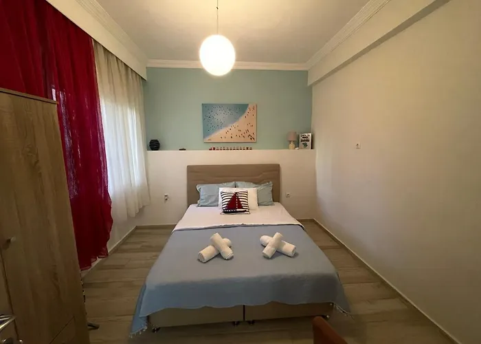 Number 10 * Néa Péramos